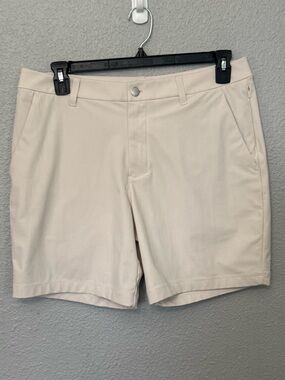 Lululemon ABC Classic Fit Short in Bone Color size 34, 7” inseam